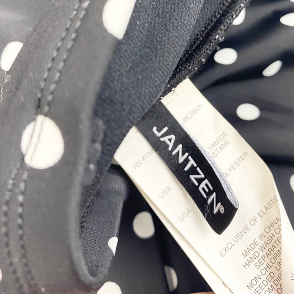 NEW Bandeau One Piece Strapless Layered Polkadot Ruffle Flounce Bathing Suit 8 - Picture 5 of 7